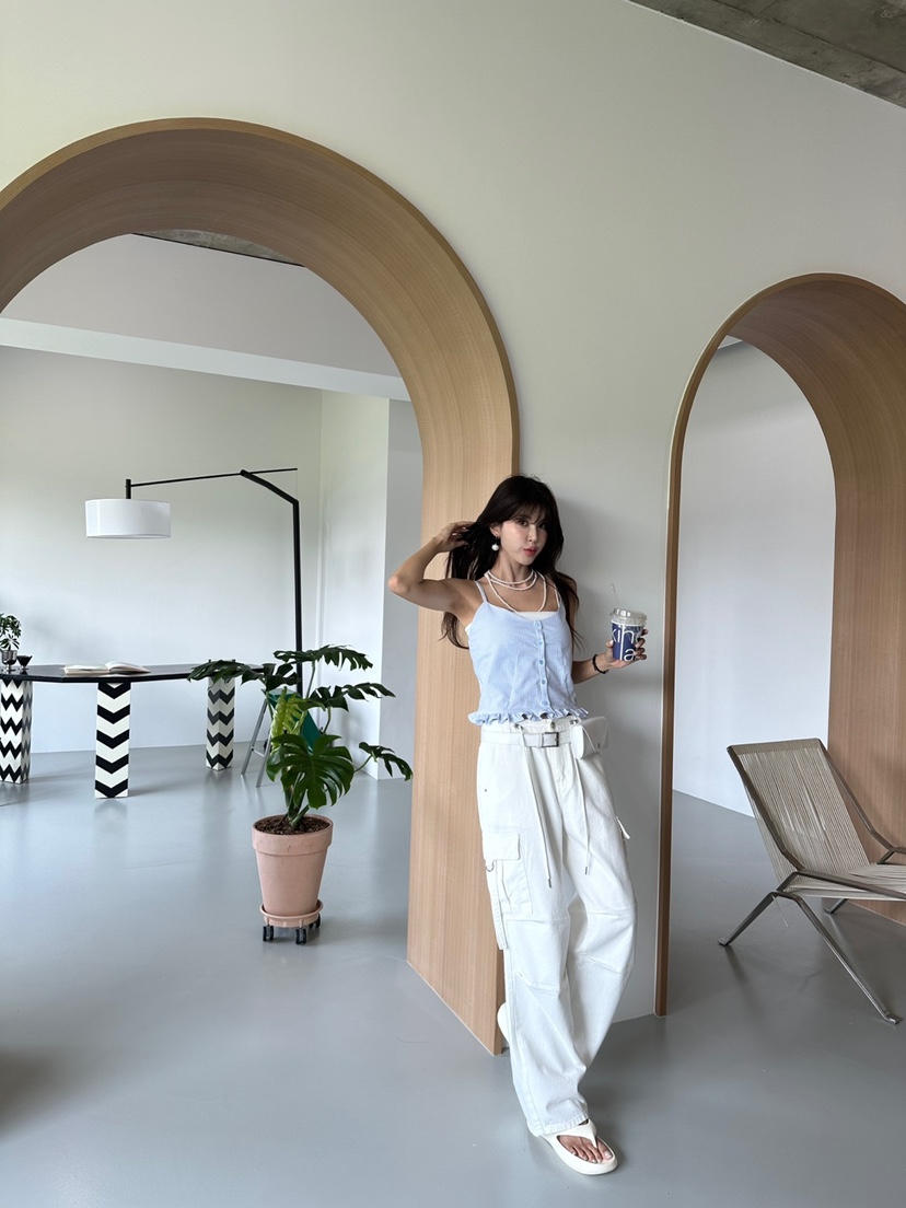 BANI BLUBH韓國直郵女裝新品人氣熱賣時尚24春夏吊帶背心BABYTOUCH吊帶/背心