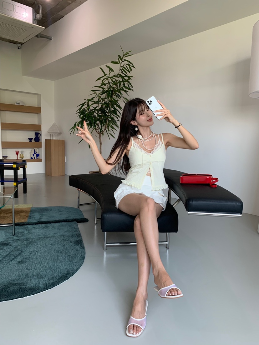 BANI BLUBH韓國直郵女裝新品人氣熱賣時尚24春夏吊帶背心BABYTOUCH吊帶/背心