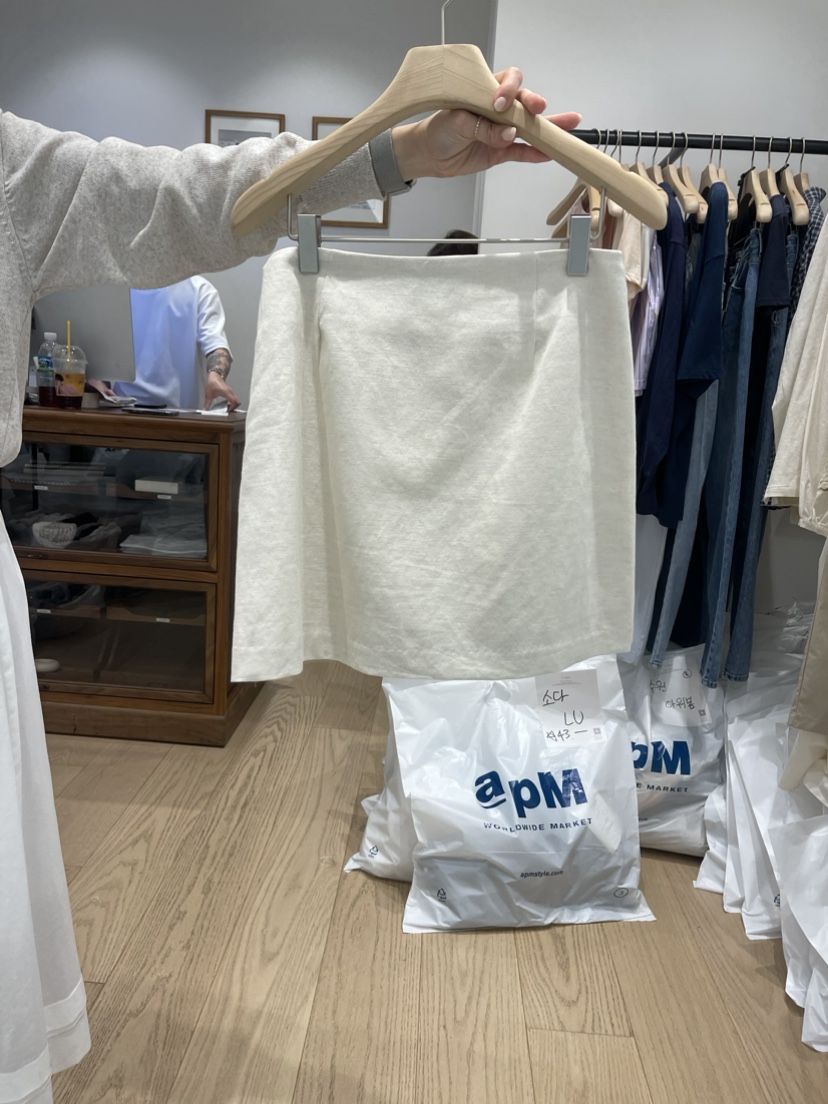 OURIN直郵韓國代購女裝新品推薦人氣職業休閑時尚熱賣短裙亞麻OURIN短裙