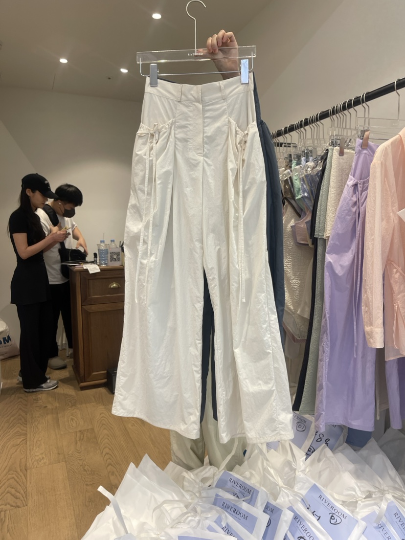 RIVEROOM韓國直郵東大門代購女裝新款真品人氣24春夏休閑褲RIVEROOM休閑褲圖色2