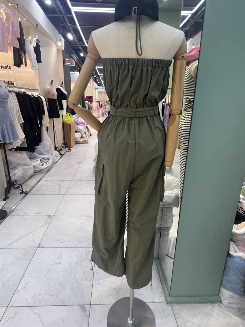 ROMANTIC NEWYORK韓國直郵東大門代購女裝新品推薦熱賣連體褲ROMANTIC NEWYORK連體褲