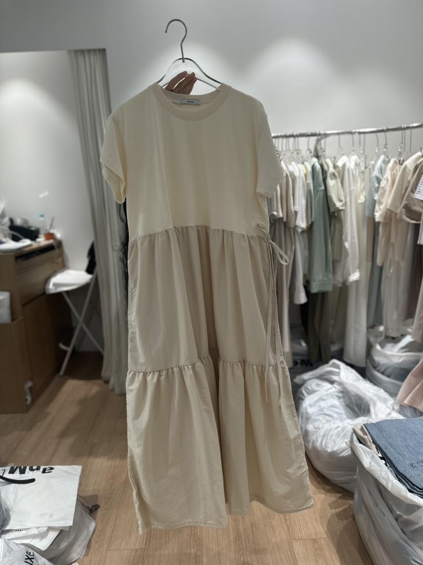 STORIES韓國直郵東大門實拍女裝新品真品24春夏人氣連衣裙STORIES連衣裙圖色2