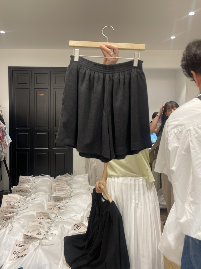 VENIR韓國直郵女裝新款24春夏熱賣職業推薦真品休閑人氣短褲VENIR-a短褲圖色3