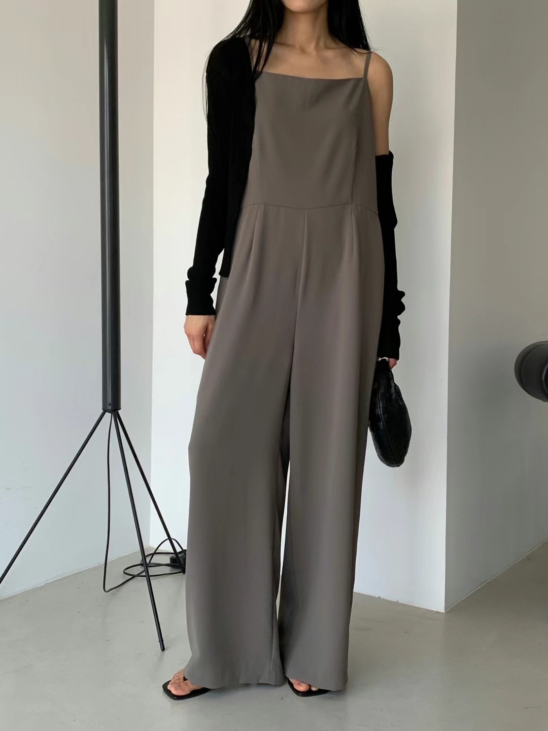UNLESS直郵韓國代購女裝新款推薦人氣時尚休閑真品24春夏連體褲UNLESS連體褲圖色2