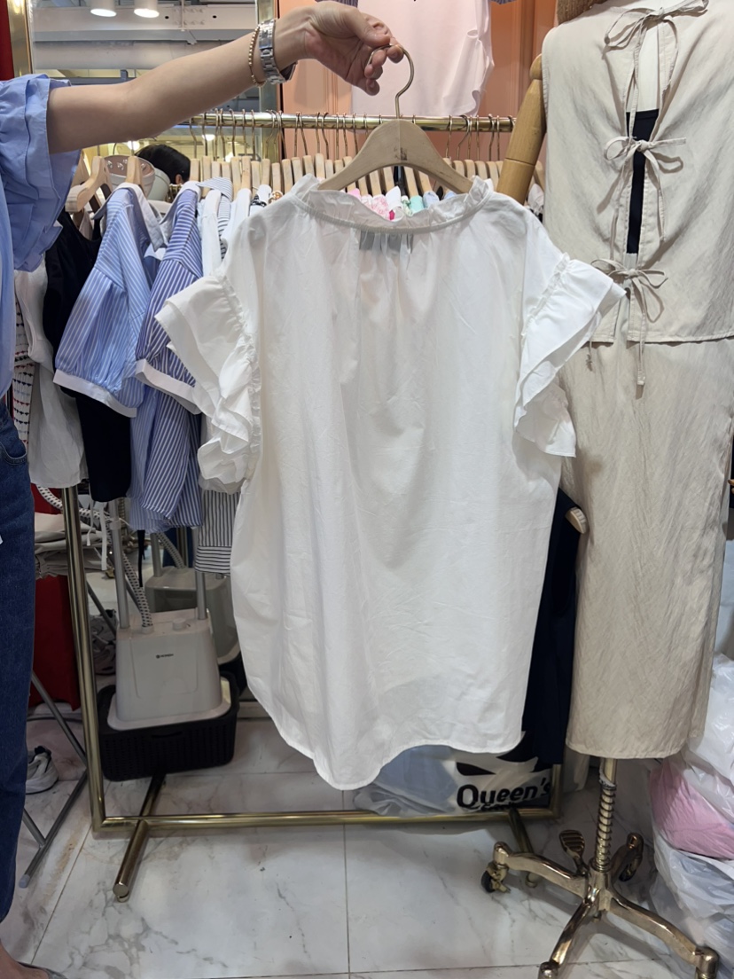 10 O CLOCK/Buttu韓國直郵東大門代購女裝新品時尚襯衫蕾絲衫10 O CLOCK/Buttu襯衫/蕾絲衫
