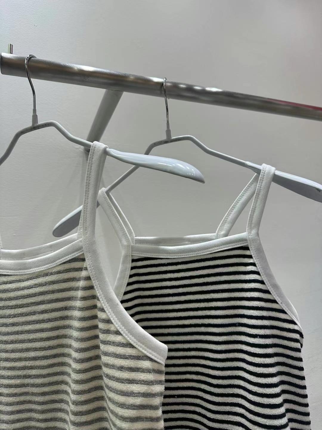 1POINT韓國直郵女裝新品24春夏真品熱賣人氣休閑吊帶背心1POINT吊帶/背心