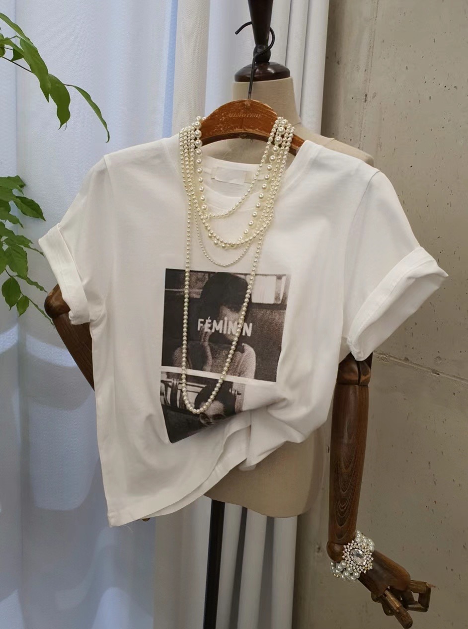 URBANEMOOD韓國直郵東大門實拍女裝新品熱賣時尚推薦休閑T恤URBANEMOODT恤