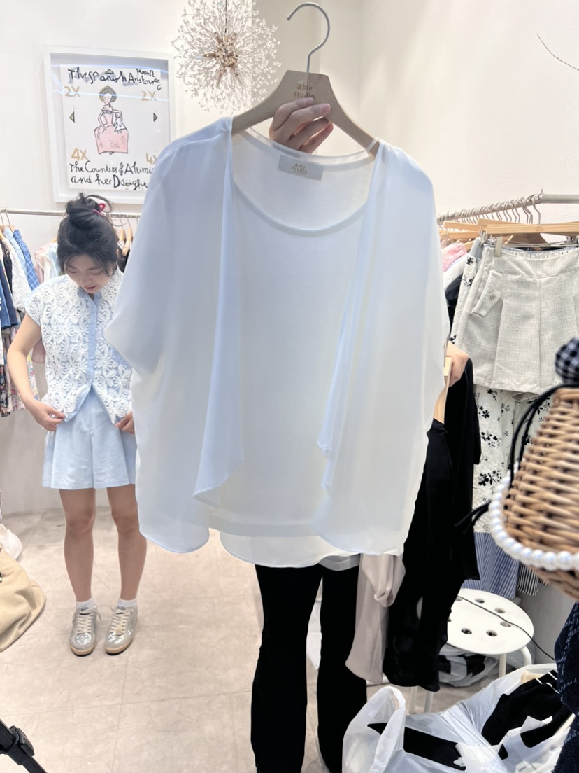 ABLE STUDIO韓國直郵東大門代購女裝新款休閑襯衫蕾絲衫假兩件雙層CONFETTI襯衫/蕾絲衫圖色2