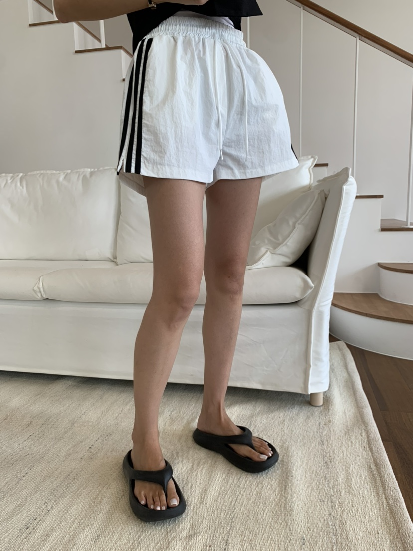 BANI BLUBH韓國直郵女裝新款休閑時尚職業熱賣24春夏短褲BANI BLUSH短褲