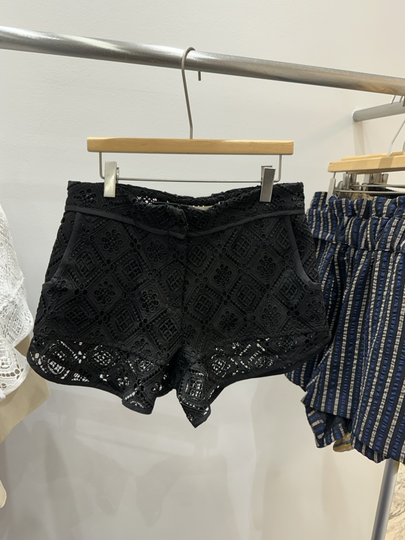 plat/ALICE N GIA韓國直郵東大門代購女裝新品推薦短褲蕾絲Platseoul/ALICE N GIA短褲圖色2