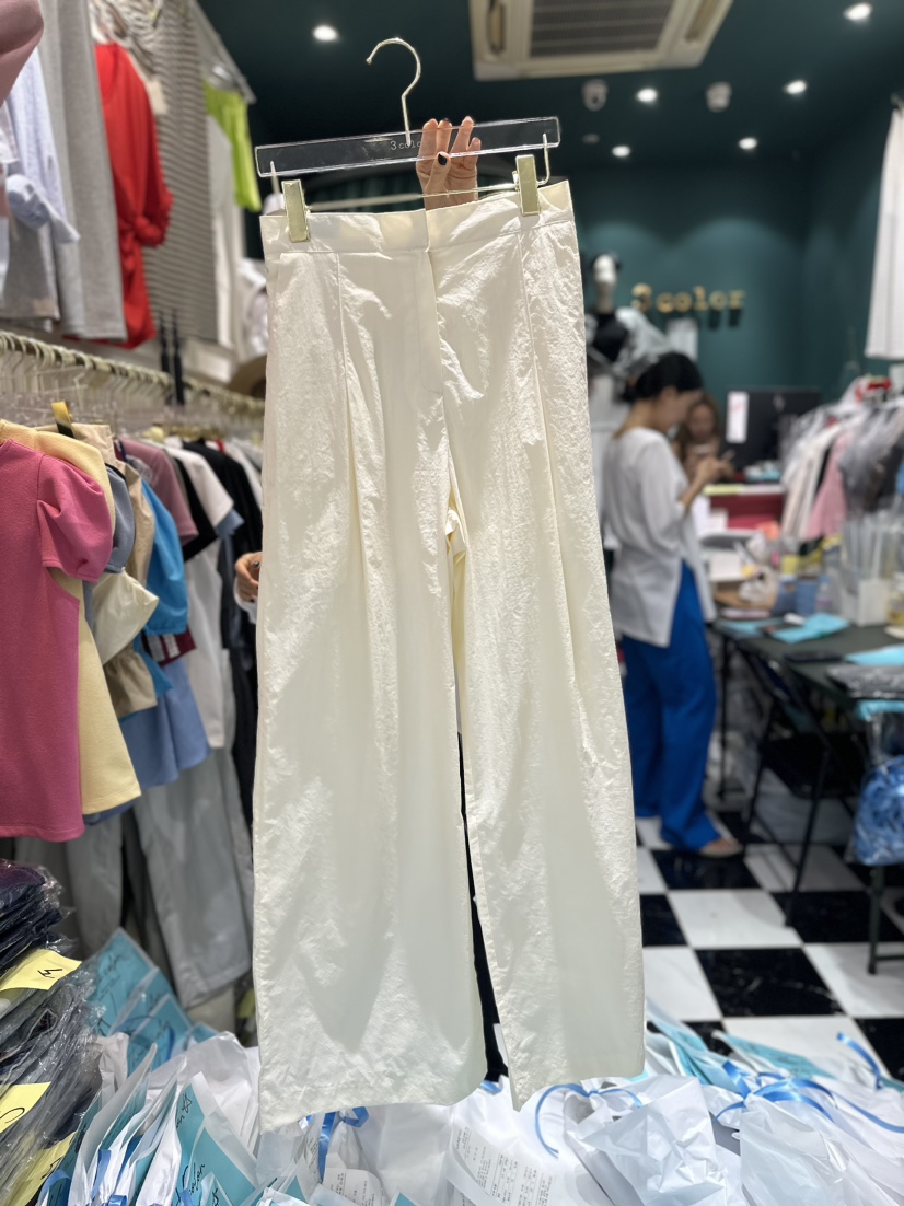 Three color韓國直郵女裝新品24春夏時尚熱賣推薦休閑褲Three color休閑褲