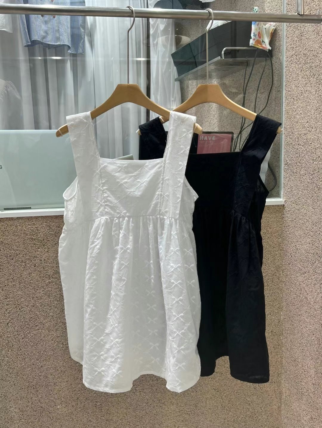 HAVE韓國直郵女裝新款24春夏職業休閑推薦真品時尚吊帶背心HAVE吊帶/背心圖色2左二色