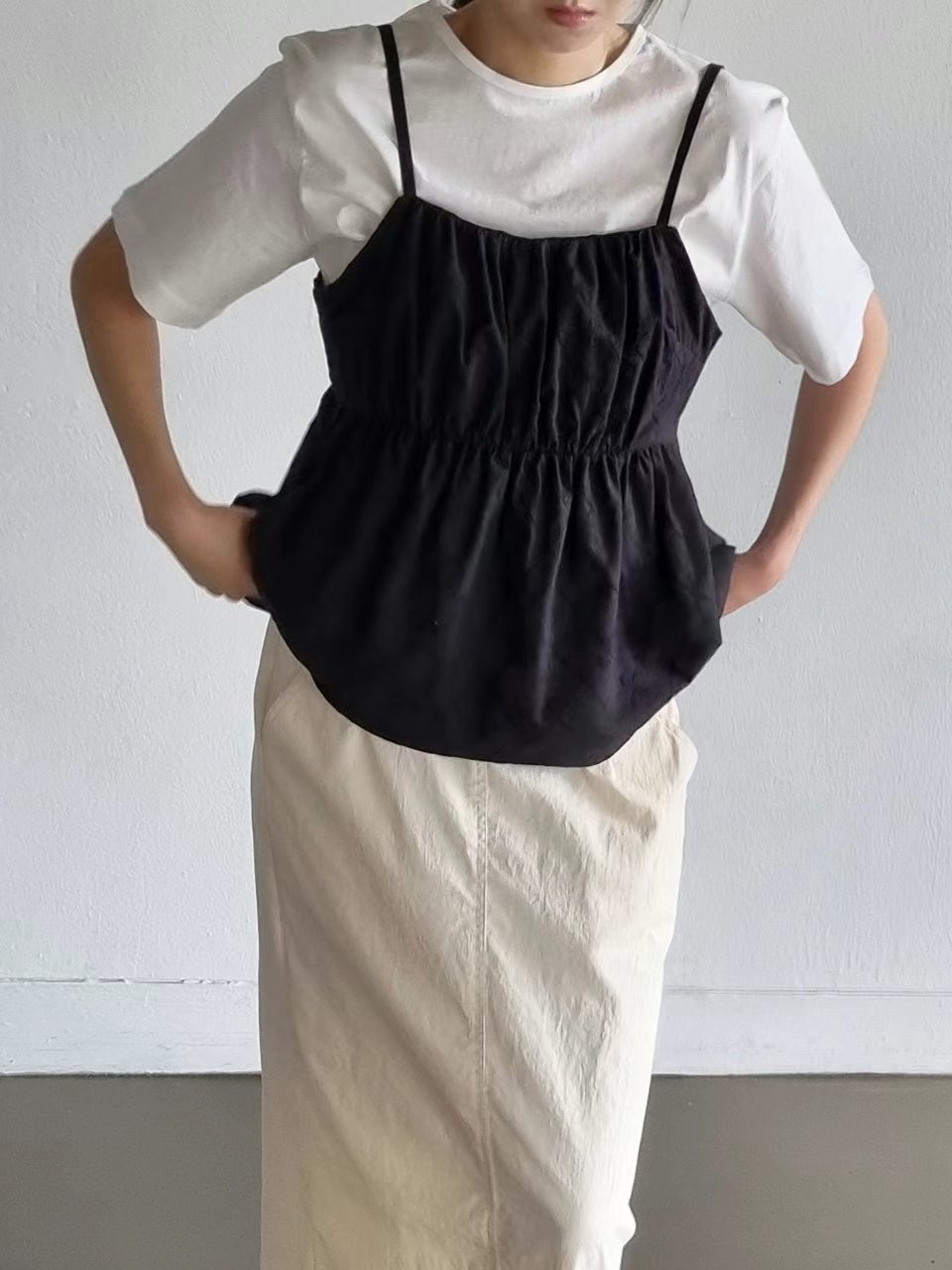 MORNBAKER韓國直郵女士新款真品推薦24春夏職業人氣吊帶背心MORNBAKER吊帶/背心圖色1