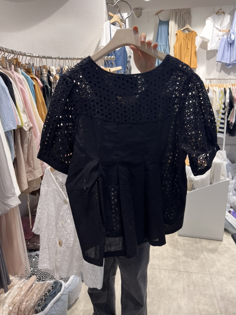 HOT PLACE/DREAM GIRIS韓國直郵東大門代購女裝新品真品襯衫蕾絲衫空襯衫/蕾絲衫