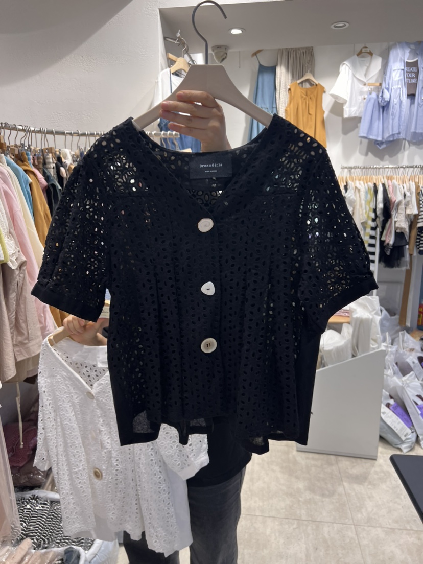 HOT PLACE/DREAM GIRIS韓國直郵東大門代購女裝新品真品襯衫蕾絲衫空襯衫/蕾絲衫圖色2