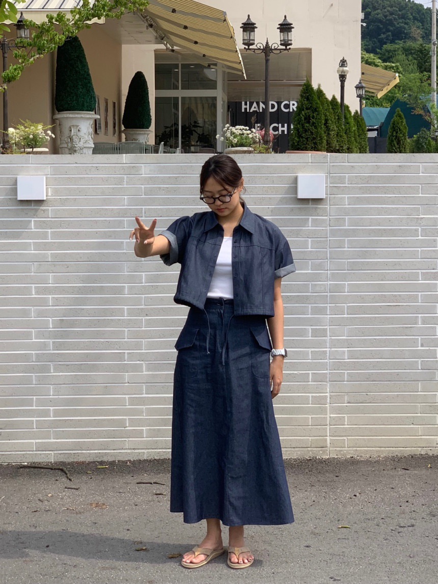 BONHEUR直郵韓國代購女裝新款人氣熱賣襯衫蕾絲衫牛仔布短款CHARMING襯衫/蕾絲衫