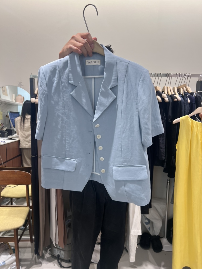 W AND J韓國直郵東大門實拍女裝新品人氣推薦休閑時尚夾克W AND J夾克圖色2