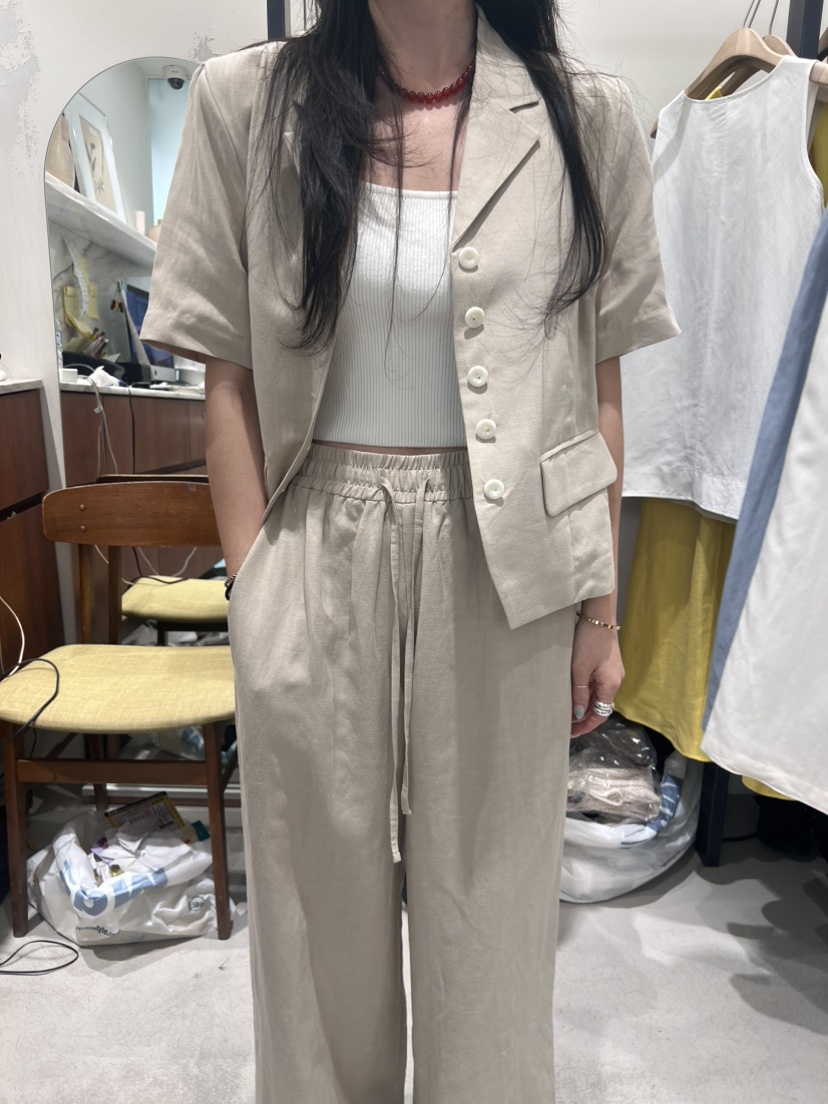 W AND J韓國直郵東大門實拍女裝新品人氣推薦休閑時尚夾克W AND J夾克圖色3