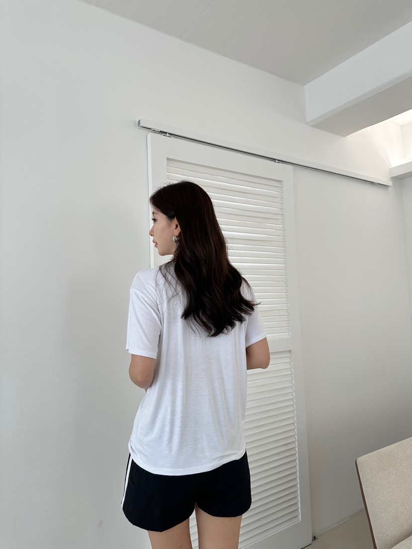 BANI BLUBH韓國直郵東大門代購女裝新品推薦時尚熱賣人氣T恤BANI BLUSHT恤