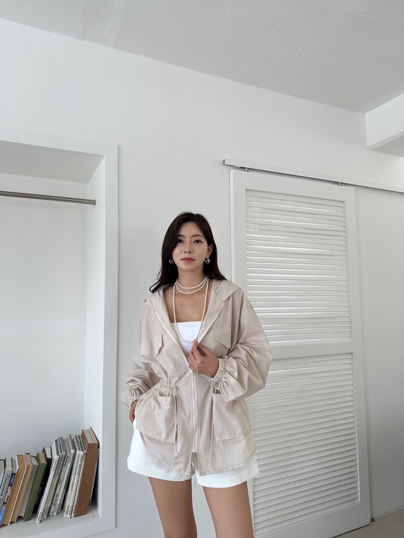 BANI BLUBH韓國直郵東大門代購女裝新款推薦時尚熱賣夾克拉鏈BANI BLUSH夾克