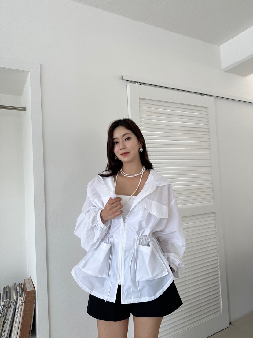 BANI BLUBH韓國直郵東大門代購女裝新款推薦時尚熱賣夾克拉鏈BANI BLUSH夾克