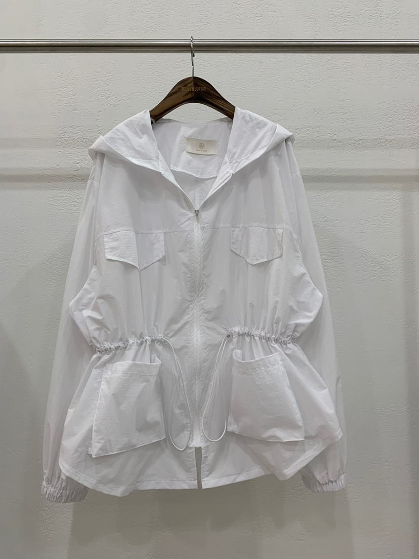 BANI BLUBH韓國直郵東大門代購女裝新款推薦時尚熱賣夾克拉鏈BANI BLUSH夾克