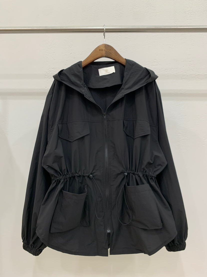 BANI BLUBH韓國直郵東大門代購女裝新款推薦時尚熱賣夾克拉鏈BANI BLUSH夾克圖色3