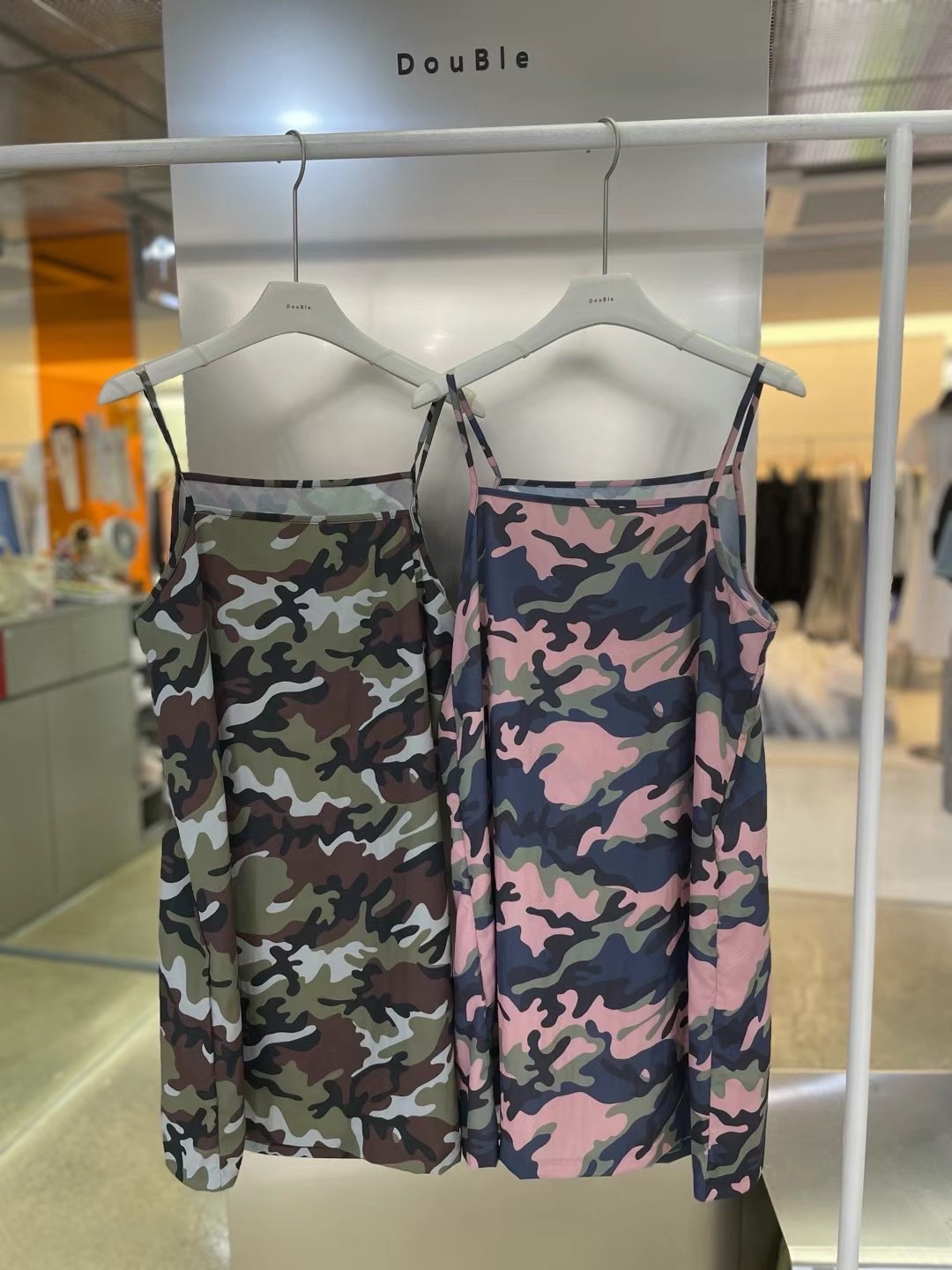 DOUBLE韓國直郵女裝新品熱賣真品時尚職業推薦人氣休閑連衣裙DOUBLE連衣裙