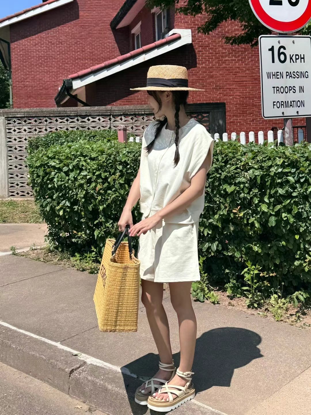 There’s韓國直郵女裝新品時尚熱賣職業推薦24春夏真品套裝There’s套裝