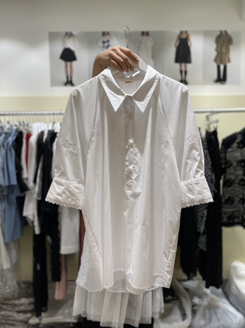 OihEum韓國直郵東大門代購女裝新品時尚熱賣人氣襯衫蕾絲衫OihEum襯衫/蕾絲衫
