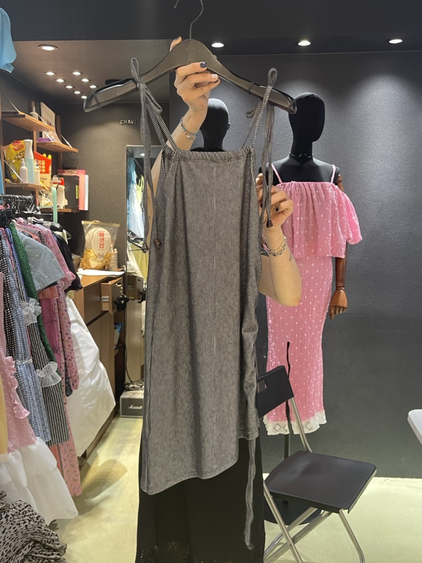 Chavi韓國直郵東大門實拍女裝新款24春夏推薦真品吊帶背心CHAVI吊帶/背心圖色2