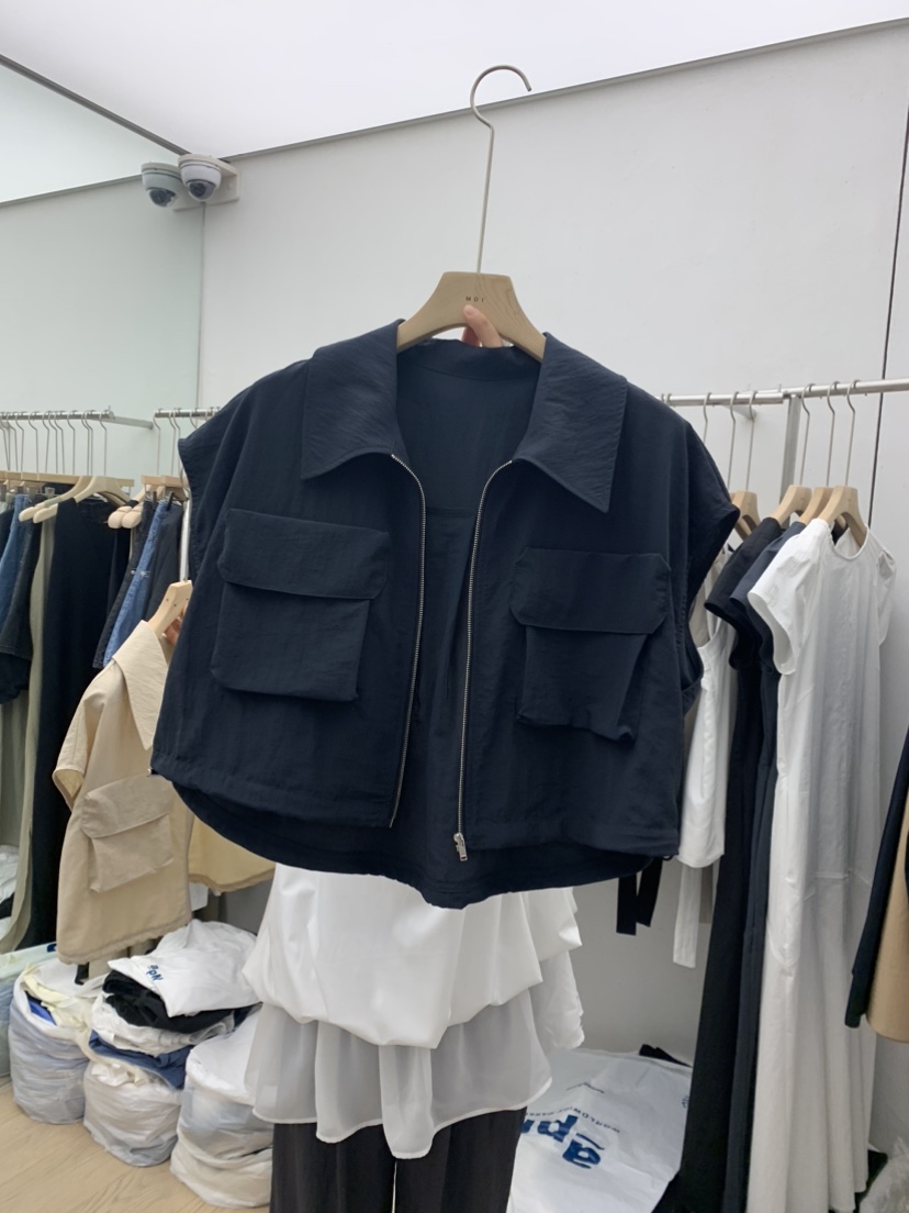 MOI韓國直郵女裝新款熱賣真品時尚人氣休閑職業推薦24春夏馬甲MOI-A馬甲圖色2