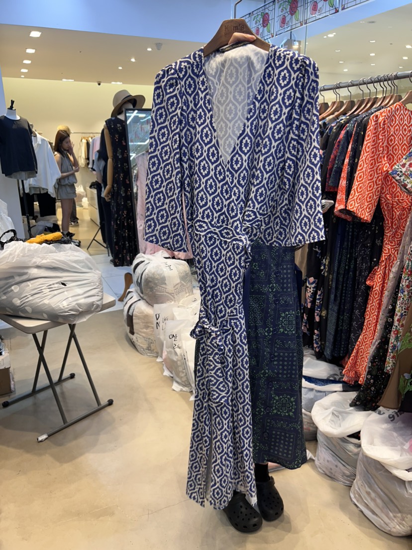 SUISUI韓國直郵女士新品熱賣休閑24秋夏推薦真品人氣連衣裙SUISUI連衣裙圖色2