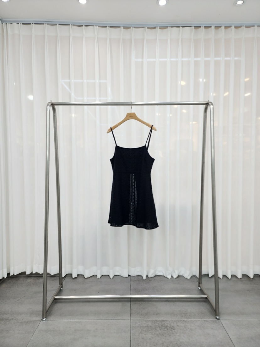 THE FIRST-Q直郵韓國代購女裝新款推薦真品熱賣吊帶背心刺繡THE FIRST-Q吊帶/背心圖色2