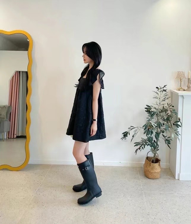 VERA韓國直郵東大門實拍女士新款時尚職業熱賣連衣裙荷葉邊VERA連衣裙