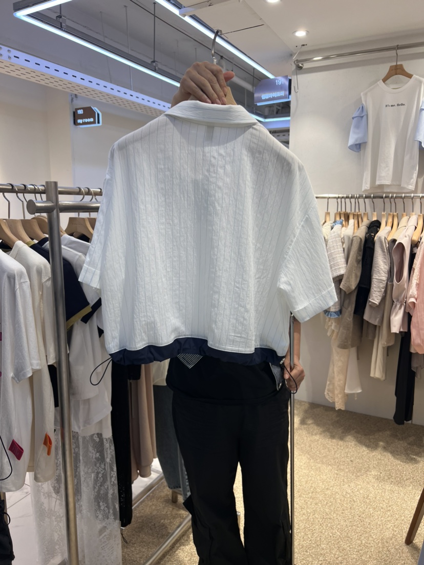 something like me直郵韓國代購女裝新品人氣真品襯衫蕾絲衫BELITA襯衫/蕾絲衫