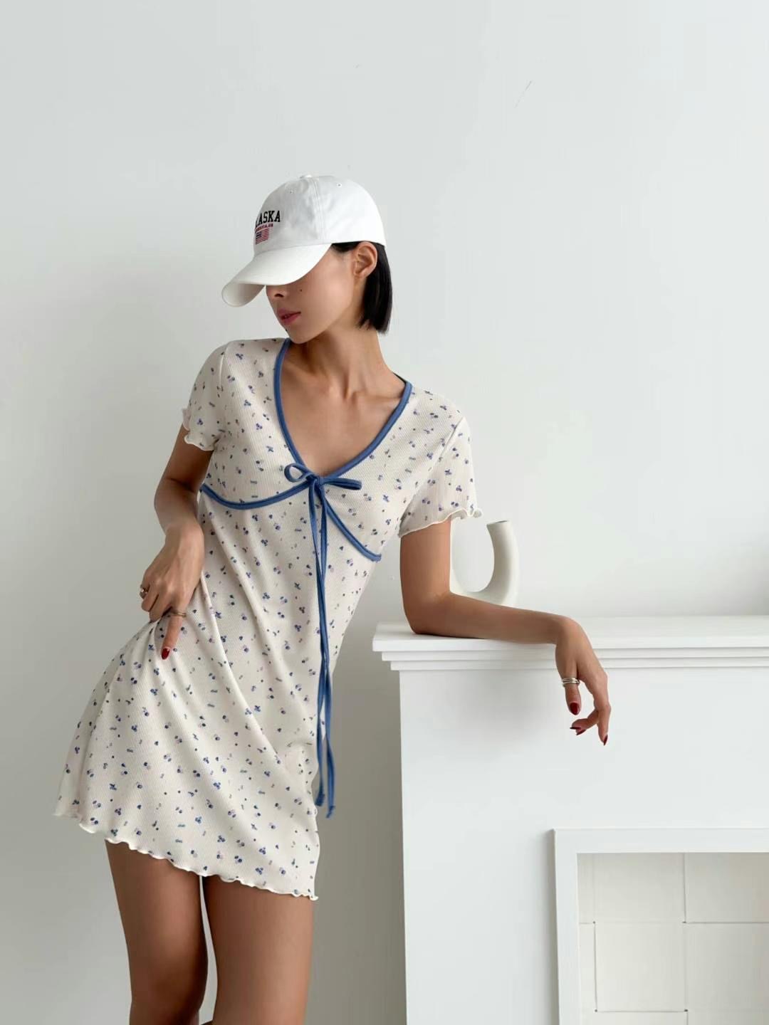 BUSTLING直郵韓國代購女裝新款人氣休閑24春夏時尚連衣裙BUSTLING連衣裙圖色1