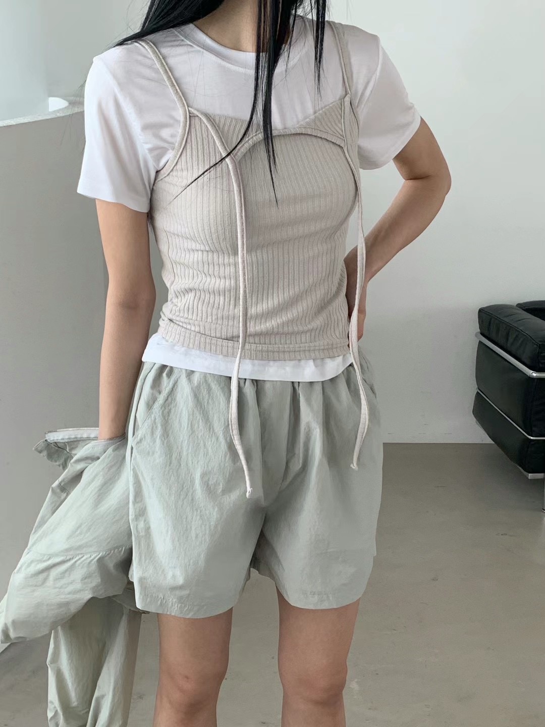 HWYL韓國直郵東大門實拍女裝新品人氣職業時尚休閑吊帶背心ELMU吊帶/背心圖色2