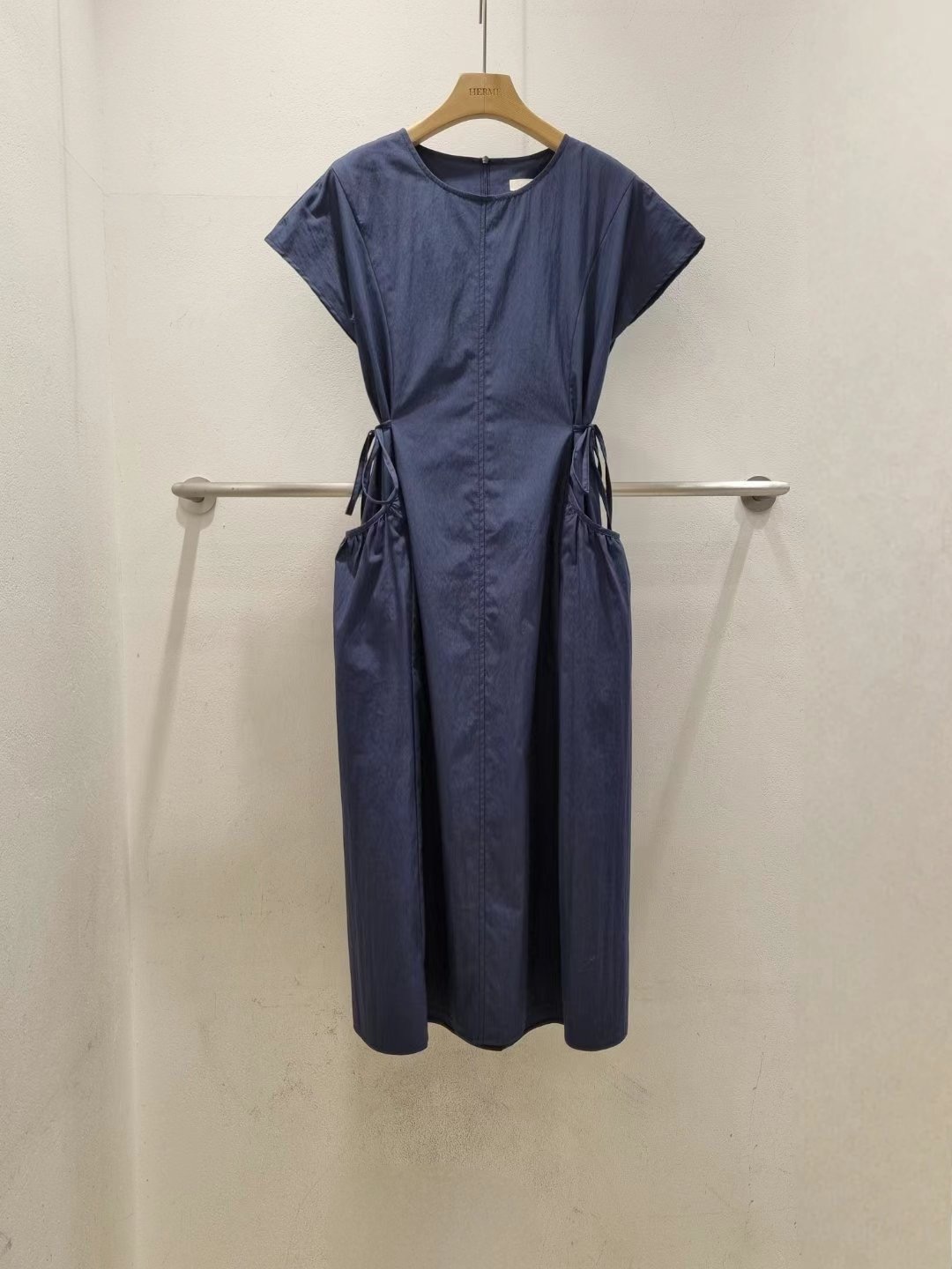 HERME韓國直郵女裝新款推薦職業熱賣真品休閑人氣24春夏連衣裙HERME連衣裙圖色2