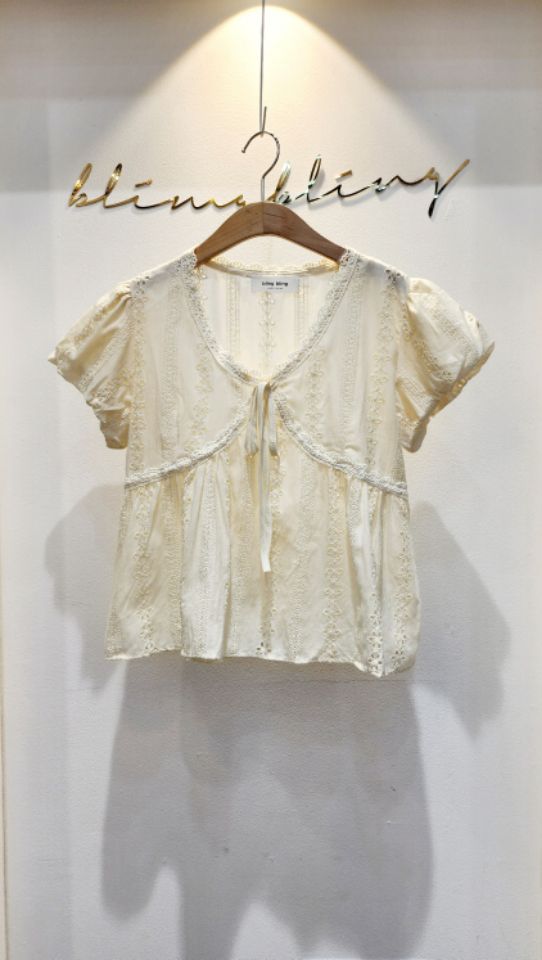 bling bling/RICO韓國直郵東大門代購女裝新品熱賣襯衫蕾絲衫bling bling/RICO襯衫/蕾絲衫