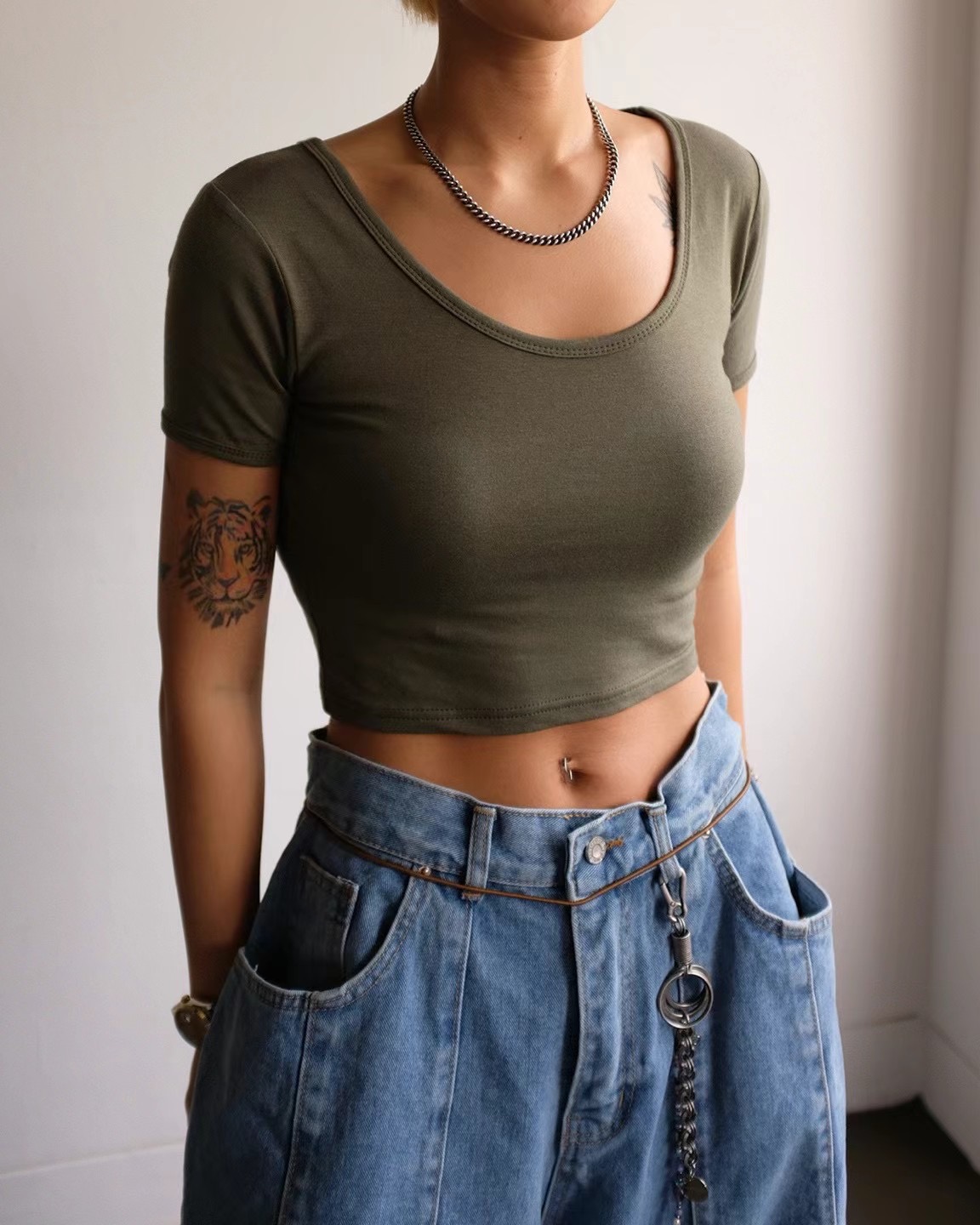 MINICLOSET韓國直郵東大門實拍女裝新款24春夏熱賣T恤短款MINICLOSETT恤