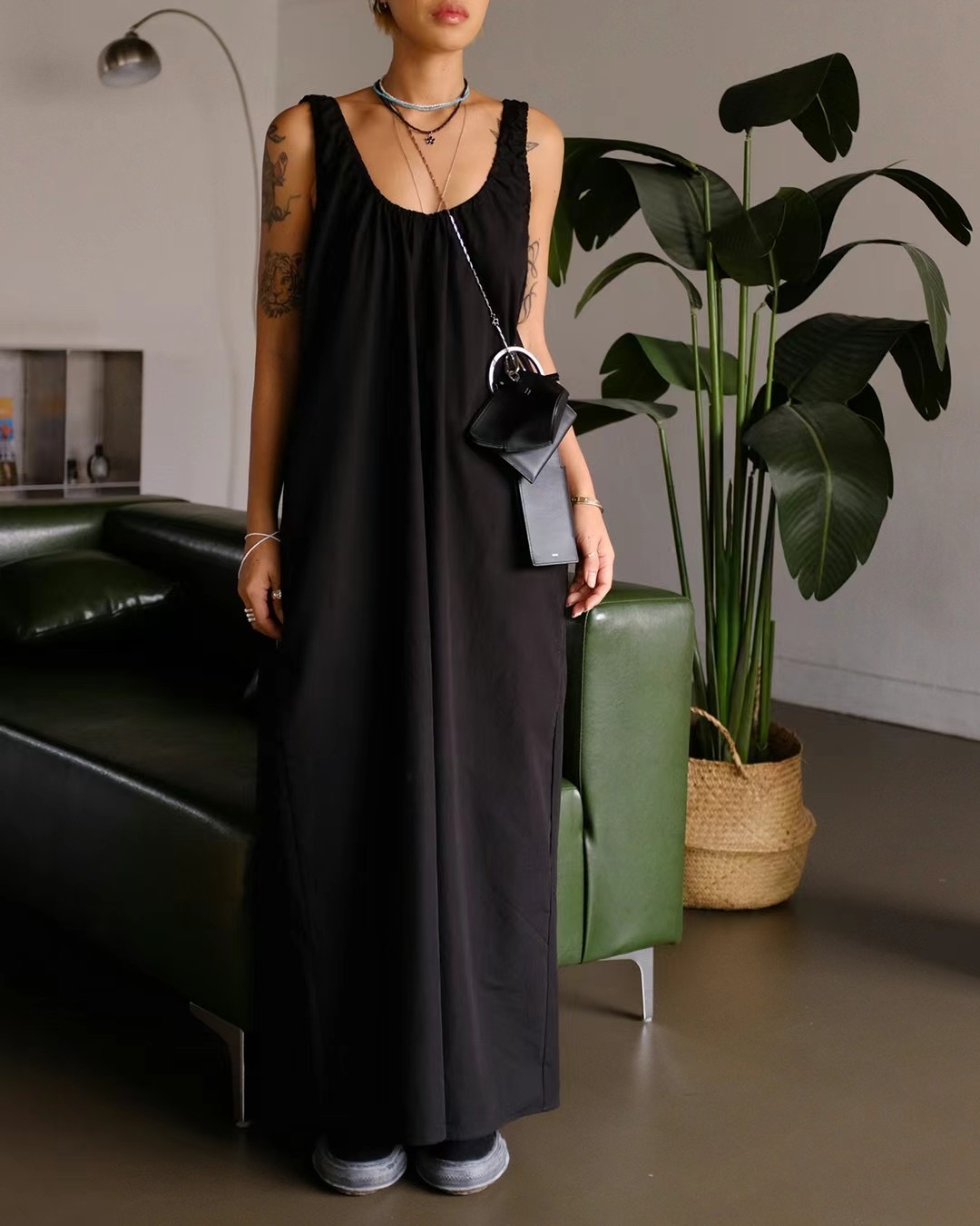 MINICLOSET韓國直郵東大門實拍女裝新款24春夏連衣裙綁帶MINICLOSET連衣裙圖色2