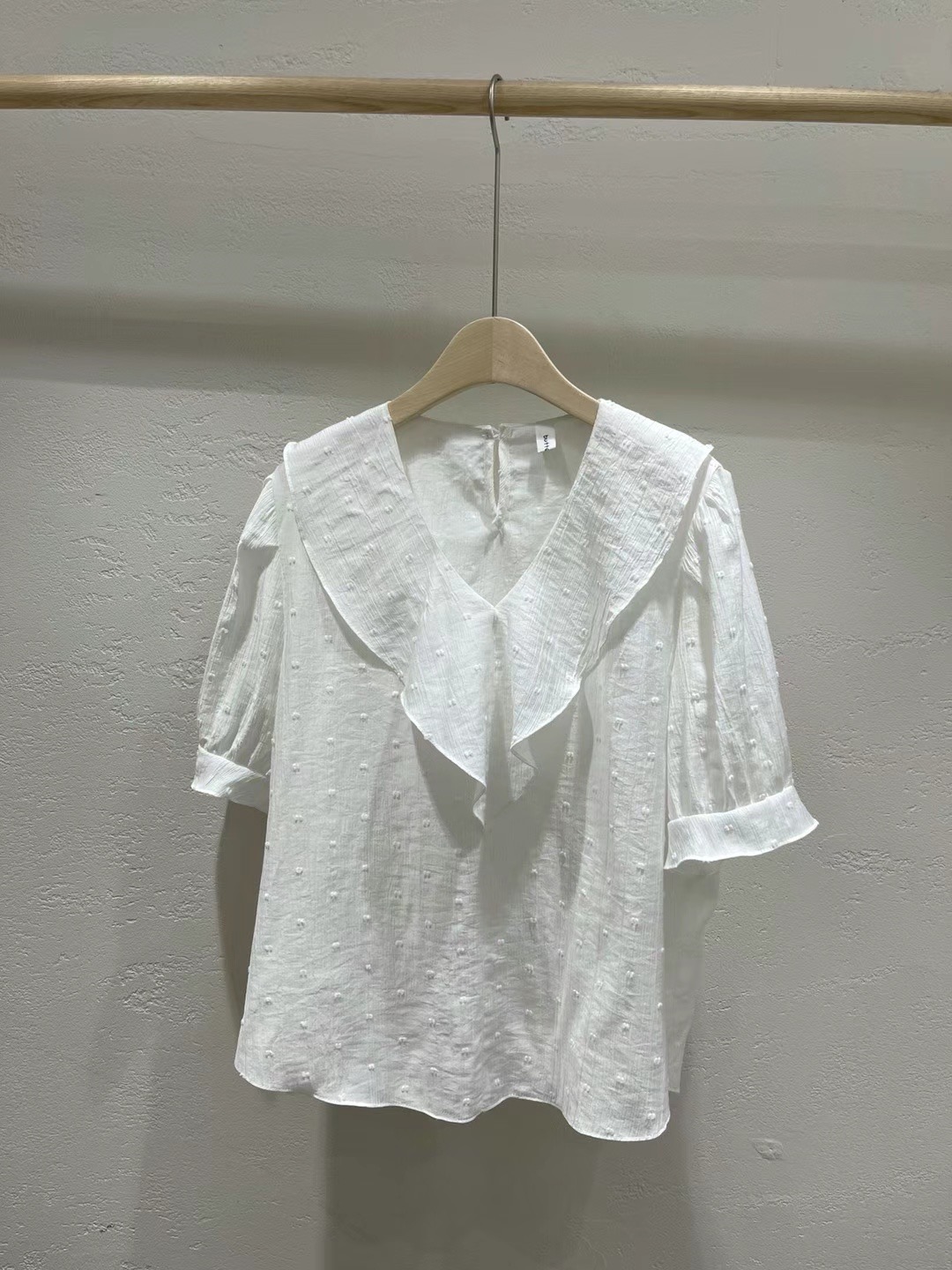 버터플라이韓國直郵東大門代購女裝新款休閑24春夏襯衫蕾絲衫버터플라이襯衫/蕾絲衫圖色3