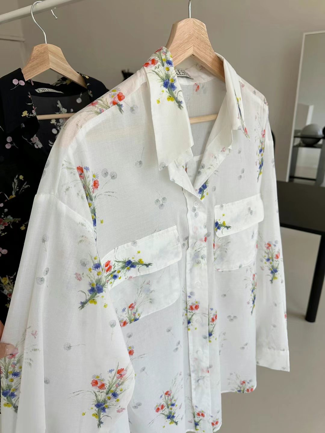 DRESS U韓國直郵女裝新款職業休閑24春夏人氣襯衫蕾絲衫DRESS U襯衫/蕾絲衫