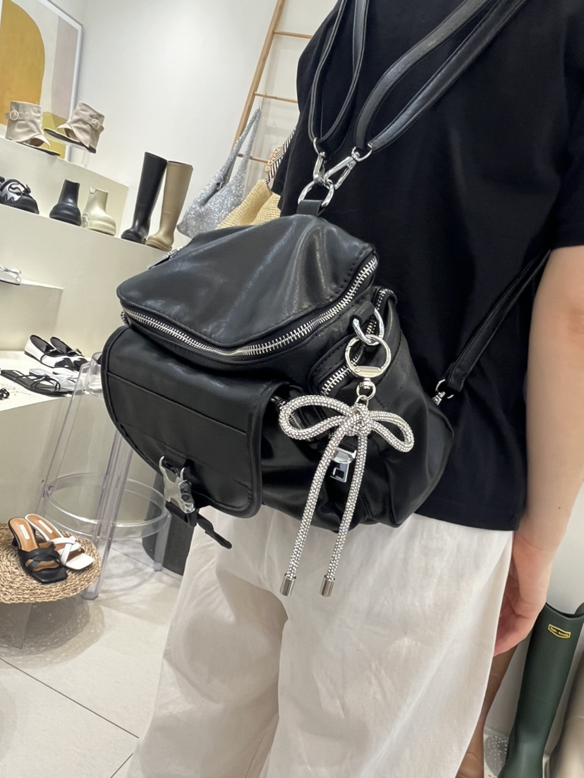 OPPA-女鞋韓國直郵東大門代購女士新品時尚推薦休閑雙肩背包OPPA雙肩背包