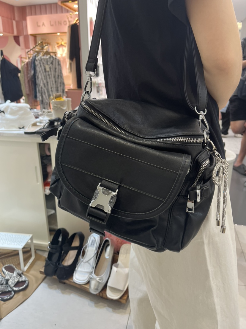 OPPA-女鞋韓國直郵東大門代購女士新品時尚推薦休閑雙肩背包OPPA雙肩背包