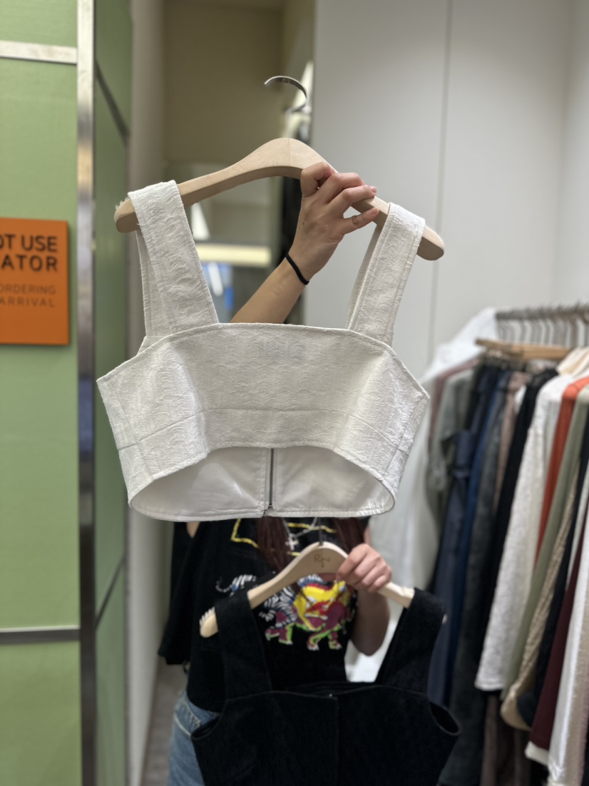 REIZ直郵韓國代購女裝新品真品職業熱賣人氣休閑24春夏吊帶背心REIZ吊帶/背心