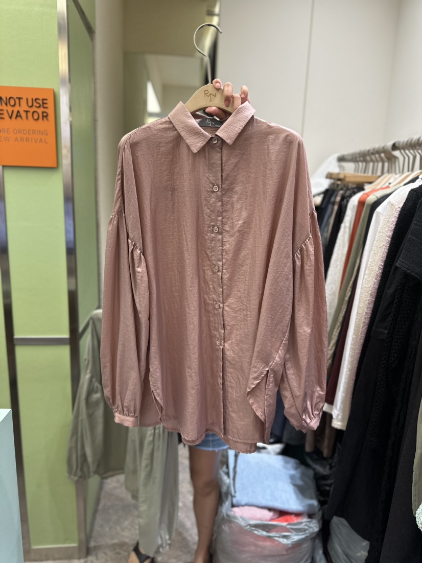 REIZ韓國直郵東大門實拍女裝新款職業真品24春夏襯衫蕾絲衫REIZ襯衫/蕾絲衫圖色2