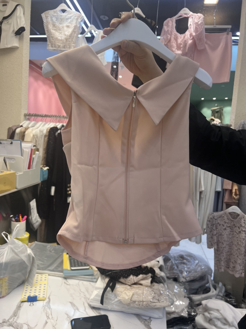 high heels直郵韓國代購女裝新品職業推薦熱賣人氣襯衫蕾絲衫HIGH HEELS襯衫/蕾絲衫