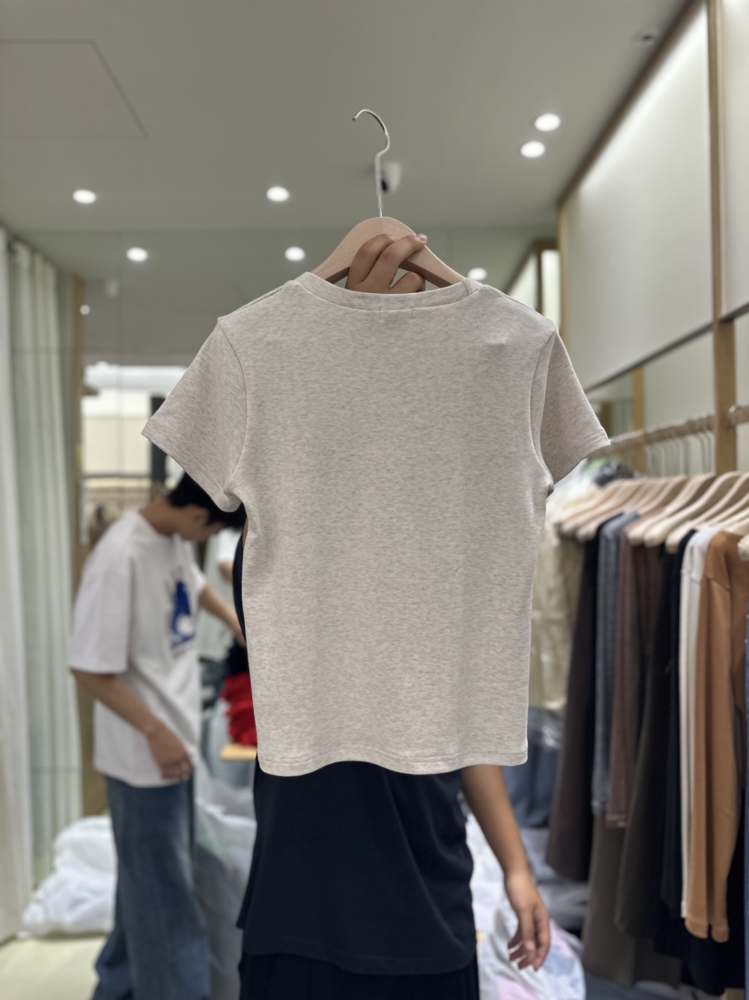 eum韓國直郵女裝新品推薦24春夏熱賣休閑真品人氣T恤秋款EUMT恤